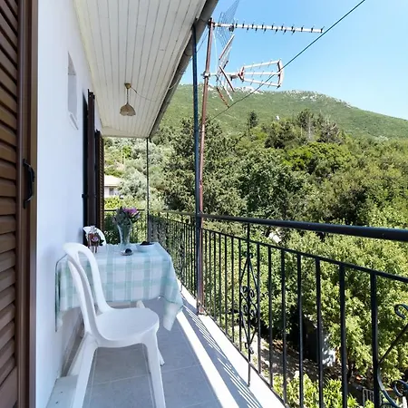 La Olga Lefkada Tatil Evi