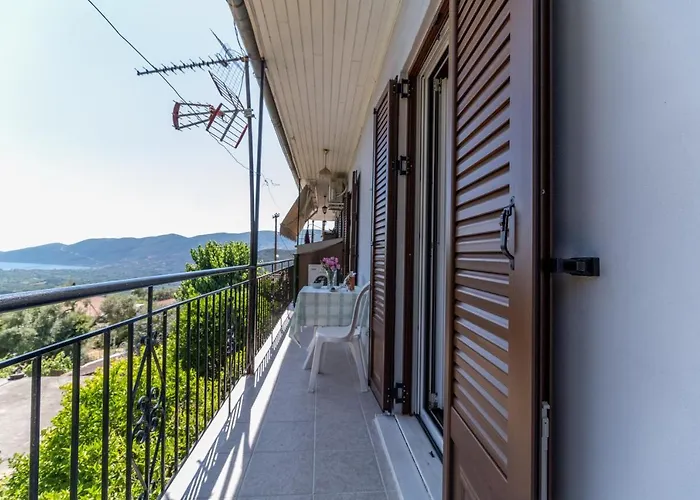 La Olga Lefkada Tatil Evi *