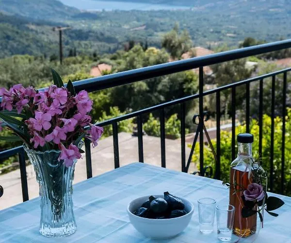 La Olga Lefkada Tatil Evi Sívros