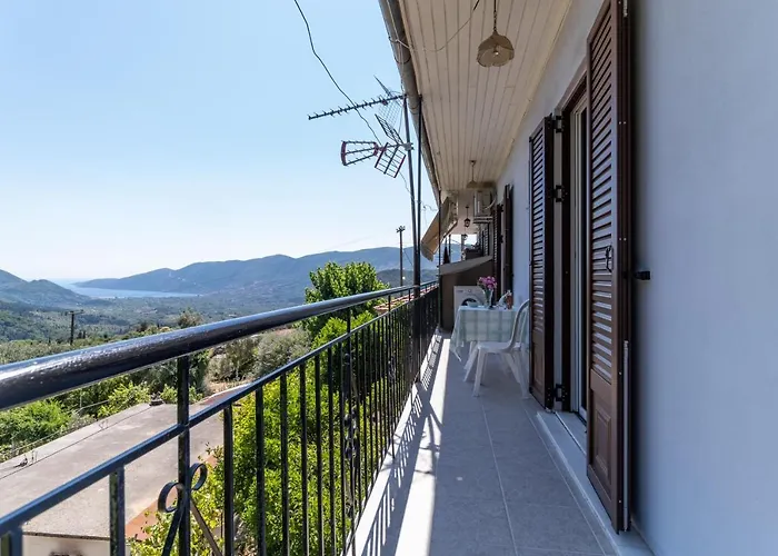La Olga Lefkada Sívros