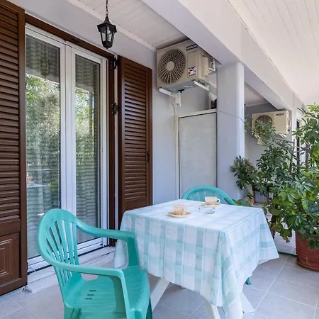 펜션 La Olga Lefkada